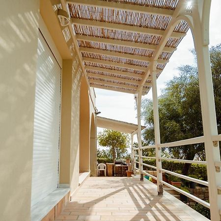 Seafront Apartment Karfas Extérieur photo